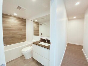 13615 Fraser Hwy in Surrey, BC - Building Photo - Building Photo