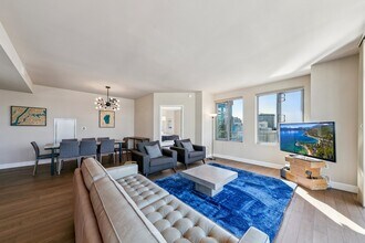 50 N Sierra St, Unit 601 in Reno, NV - Building Photo - Building Photo