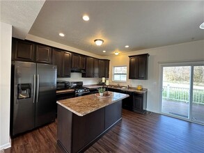 248 Grace Manor Dr in Coraopolis, PA - Building Photo - Building Photo