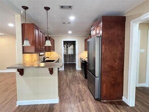 208 Shelmar Dr in Euless, TX - Building Photo - Building Photo