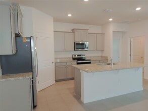 5240 Sunshine Dr in Wildwood, FL - Building Photo - Building Photo