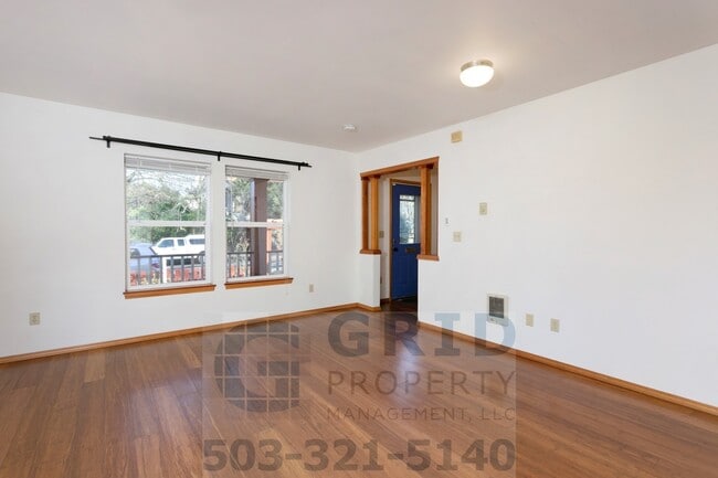 property at 3948 N Michigan Ave
