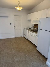 630 NW 15th Terrace-Unit -1 in Fort Lauderdale, FL - Building Photo - Building Photo