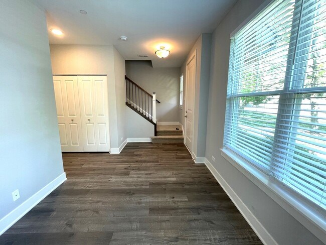 613 Broadway St in Libertyville, IL - Building Photo - Building Photo