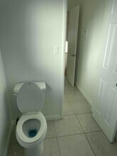933 6th St in Santa Monica, CA - Building Photo - Building Photo