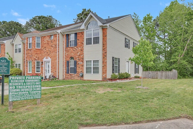 601 Huntly Dr in Chesapeake, VA - Building Photo - Building Photo