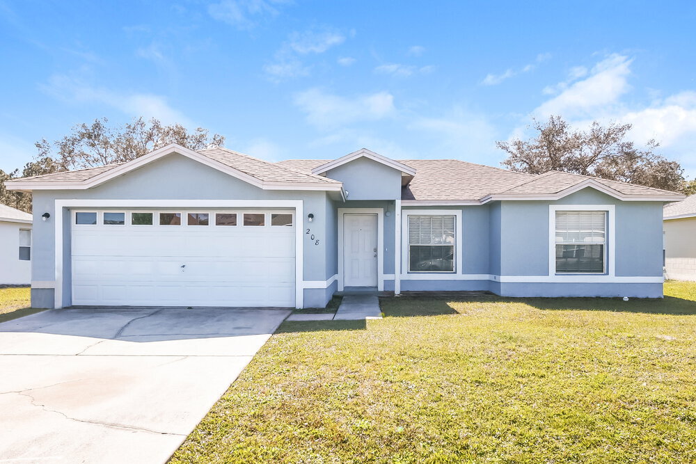208 Bromwich Dr in Kissimmee, FL - Building Photo