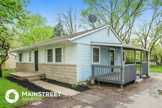 2324 N Graham Ave in Indianapolis, IN - Building Photo - Building Photo