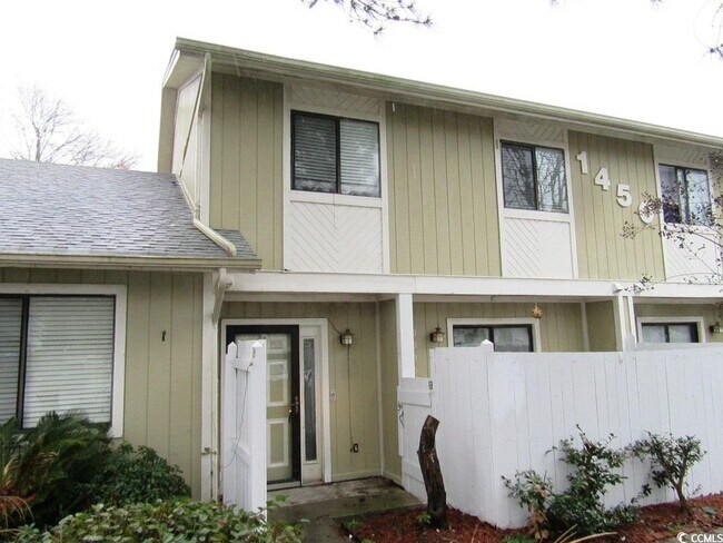 1450 Turkey Ridge Rd