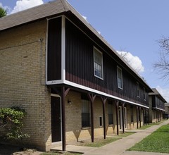 Westin Place in Denton, TX - Building Photo - Building Photo