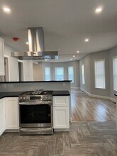 16 Lexington St in Watertown, MA - Building Photo - Building Photo