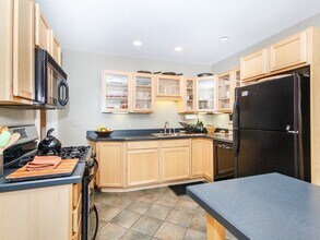 62 Granville Rd in Cambridge, MA - Building Photo - Building Photo