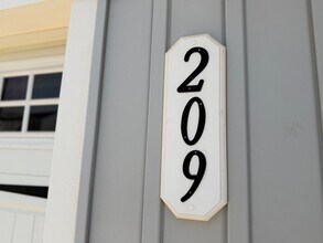 209 Arches Ln in Barboursville, VA - Building Photo - Building Photo