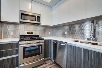 One Bedroom Townhome in Silver Lake in Los Angeles, CA - Building Photo - Building Photo