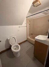 61 Kimberly Ave in Springfield, MA - Foto de edificio - Building Photo