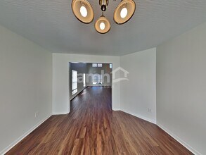 13 Stoney Bluff Way in Lithopolis, OH - Building Photo - Building Photo