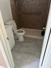 1700 Pontiac Dr, Unit 9 in Roswell, NM - Building Photo - Building Photo