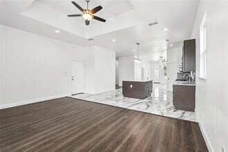 211 N W A Allen Blvd in Wylie, TX - Building Photo - Building Photo