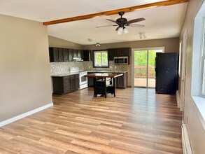 65 Drew Ave in Manchester, NH - Building Photo - Building Photo