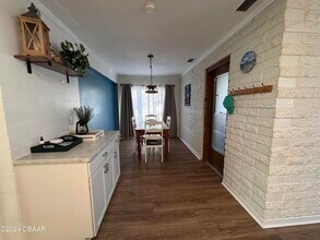 24 Dolphin Ave in Ormond Beach, FL - Building Photo - Building Photo