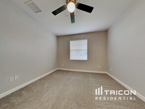 13419 Graham Yarden Dr in Riverview, FL - Building Photo - Building Photo