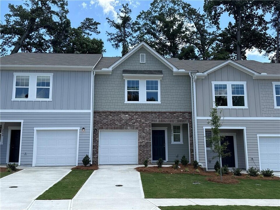 2542 Coventry St SW in Atlanta, GA - Building Photo