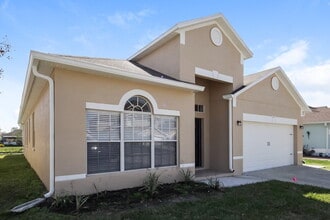 2187 Mallard Creek Cir in Kissimmee, FL - Building Photo - Building Photo