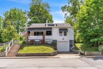 441 Webster St in Rochester, PA - Building Photo - Building Photo