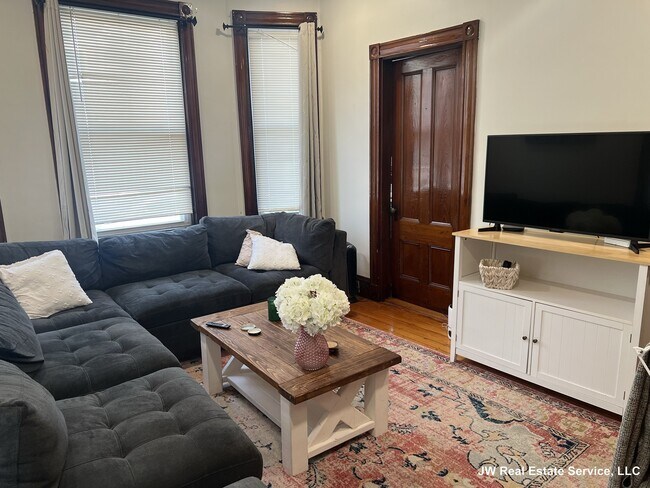 property at 31 Tremont St