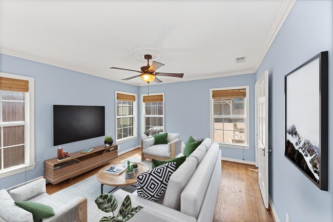 North Oak Cliff home with pool, spa & back in Dallas, TX - Building Photo - Building Photo