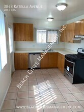 3848 Katella Ave in Los Alamitos, CA - Building Photo - Building Photo