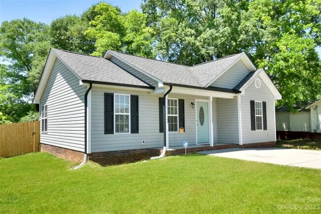 property at 1605 Chapman Ave