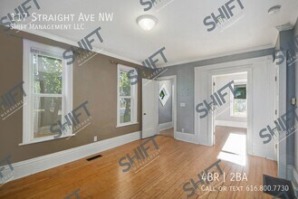117 Straight Ave NW in Grand Rapids, MI - Building Photo - Building Photo
