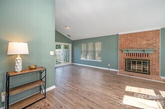 2745 Von Thuringer Ct in Charlotte, NC - Building Photo - Building Photo