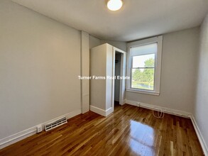 861 E 1st St, Unit 2 in Boston, MA - Building Photo - Building Photo