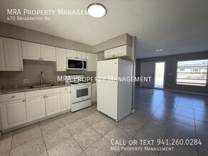 470 Briarwood Rd in Venice, FL - Building Photo - Building Photo