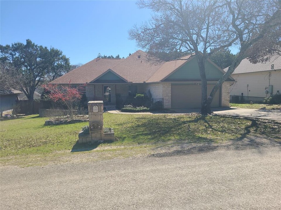 6 Saddle Rock Ridge St in Wimberley, TX - Building Photo