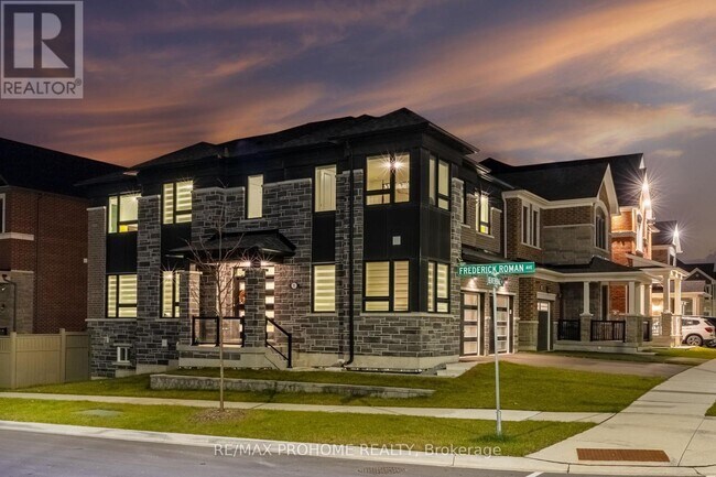 1 Frederick Roman Ave in Markham, ON - Building Photo - Building Photo