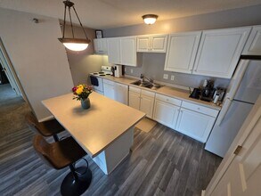 871 37th Ave NW in Rochester, MN - Building Photo - Building Photo