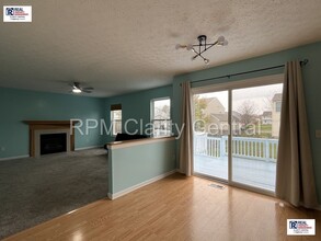 571 Peak Ct in Reynoldsburg, OH - Building Photo - Building Photo