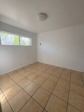 535 Texas St NE, Unit C in Albuquerque, NM - Building Photo - Building Photo