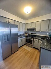 80 Orion Rd in Piscataway, NJ - Building Photo - Building Photo