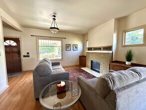 1269 Lincoln St in Eugene, OR - Building Photo - Building Photo