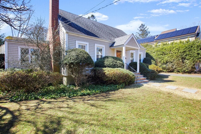 95 Taylor Pl in Fairfield, CT - Building Photo - Building Photo