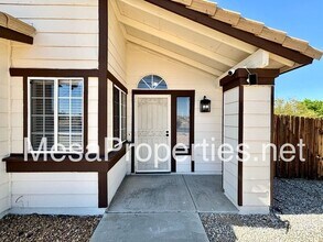 15512 Yates Rd in Victorville, CA - Building Photo - Building Photo