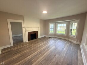 320 Lockerbie St in Mooresville, IN - Building Photo - Building Photo