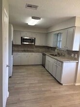 29318 Atherstone St in Spring, TX - Building Photo - Building Photo