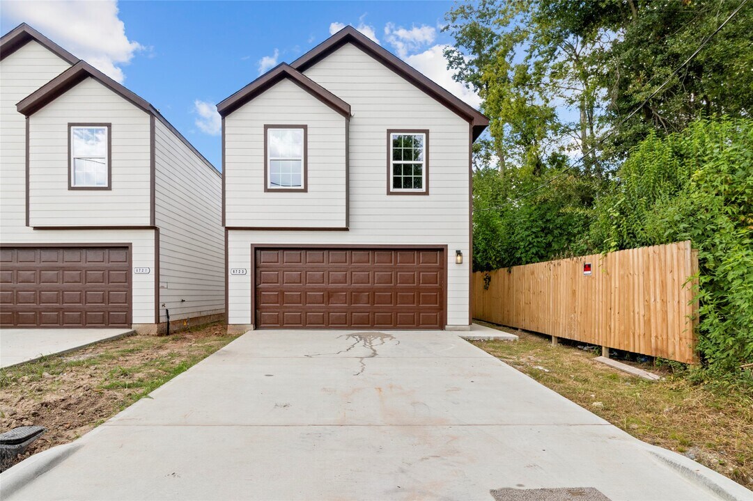 6723 Cohn St in Houston, TX - Building Photo