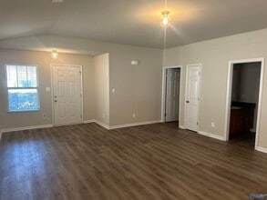 224 Sedgewick Dr in Owens Cross Roads, AL - Building Photo - Building Photo