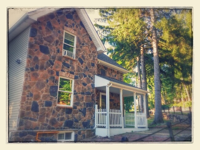 176 Thompson Ave in Dover, NJ - Building Photo - Building Photo